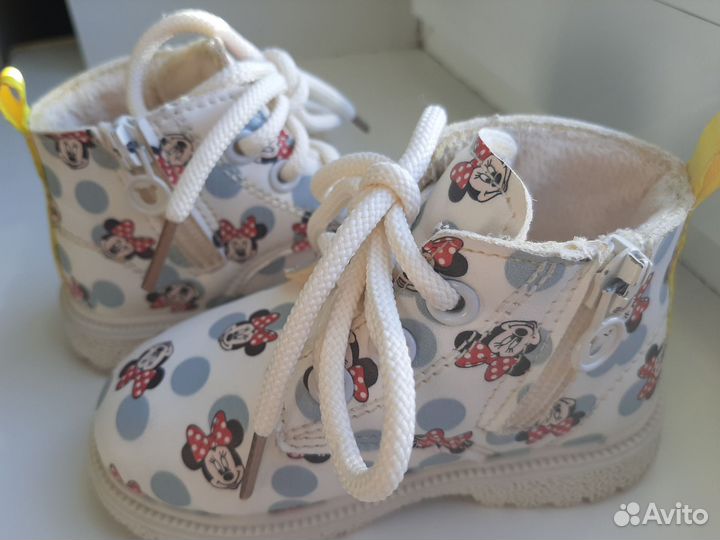 Ботинки для девочки