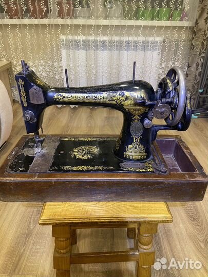 Швейная машинка Singer