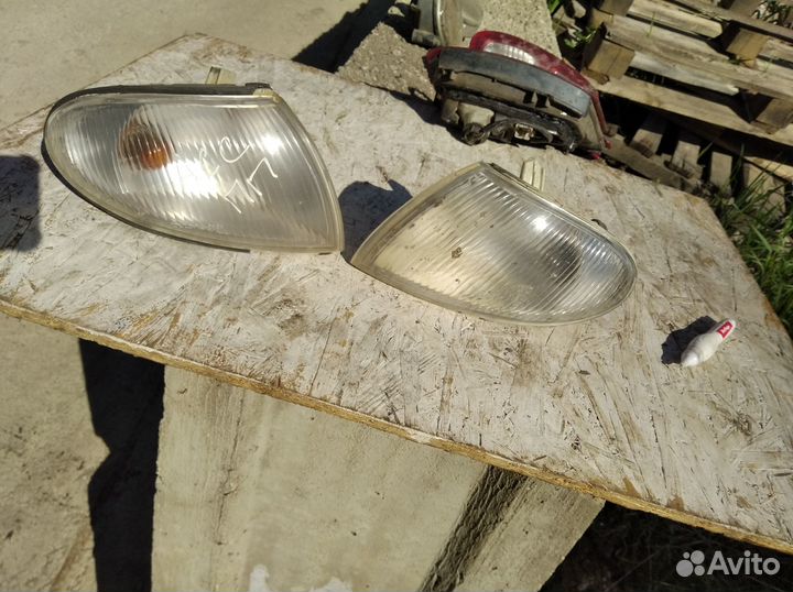 Поворотник Хендай Акцент 1