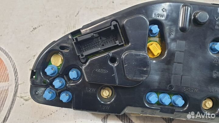 Панель приборов на Mercedes-Benz W202 C36AMG