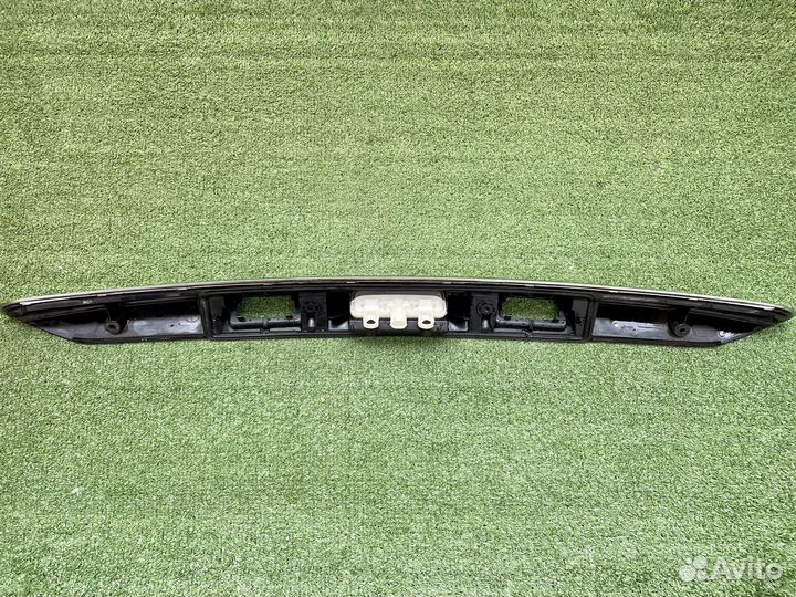 Накладка крышки багажника Mercedes B-class W246