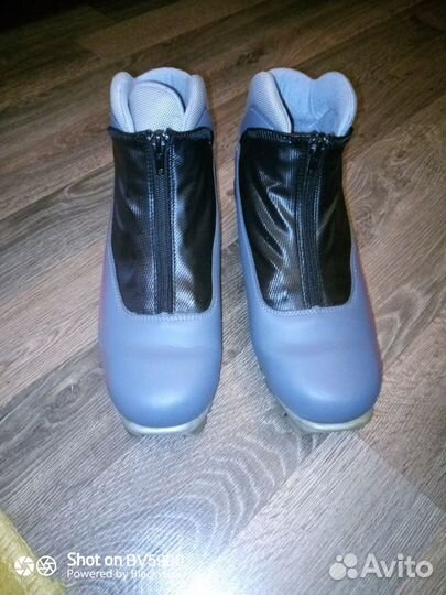 Лыжные ботинки marax