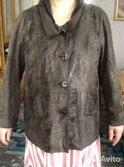 Ветровка женская весення 54-56