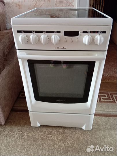 Плита электрическая стеклокерамика б/у