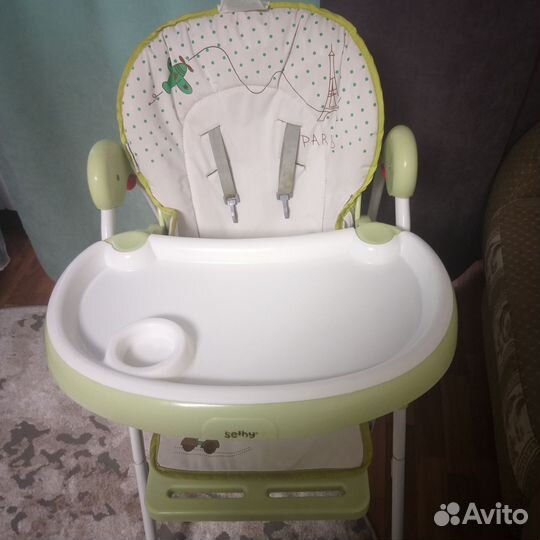 Стульчик для кормления
