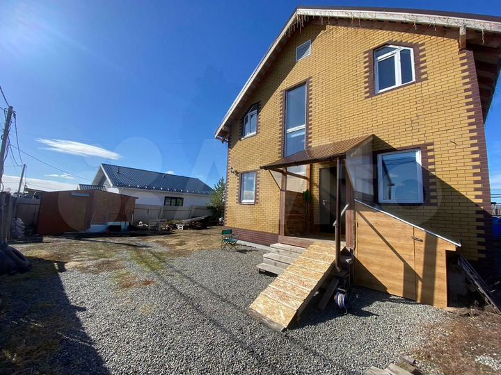 Дом 132,7 м² на участке 8 сот.