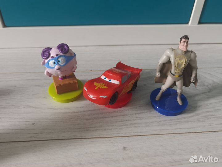 Фигурки из кинотеатра,топперы со стаканов