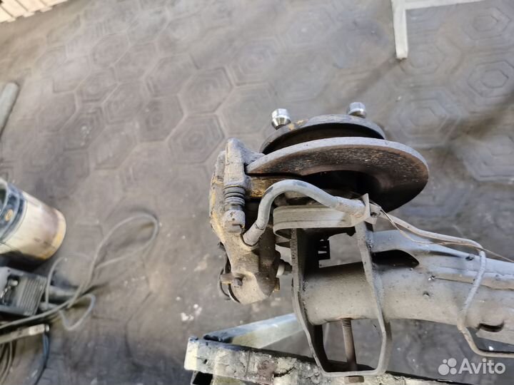 Балка задняя golf 3 с дисковыми тормозами