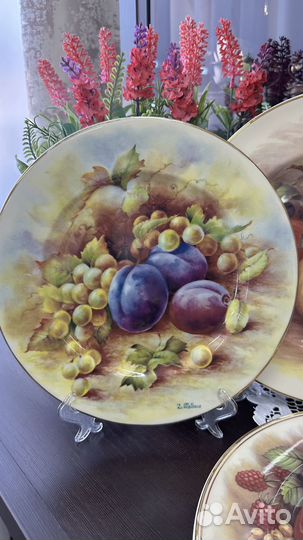 Декоративные тарелки с фруктами. Англия