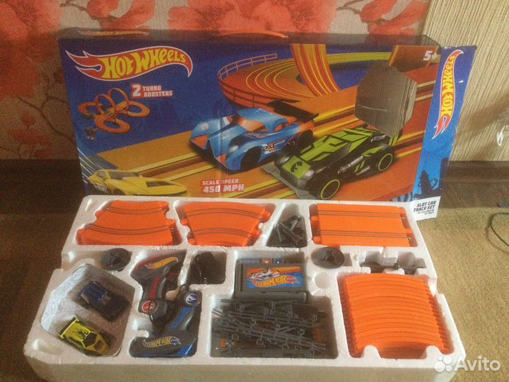 Hot wheels трек 683 см