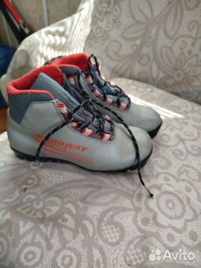 Беговые лыжи пластиковые