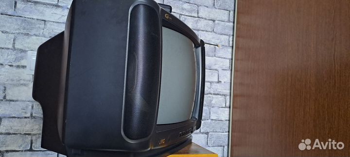 Телевизор б/у