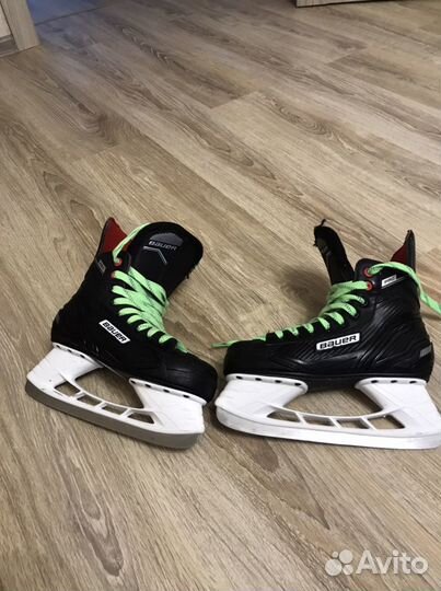 Хоккейные коньки bauer