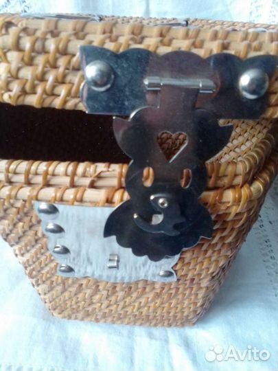 Короб для рукоделия,камушки стеклянные