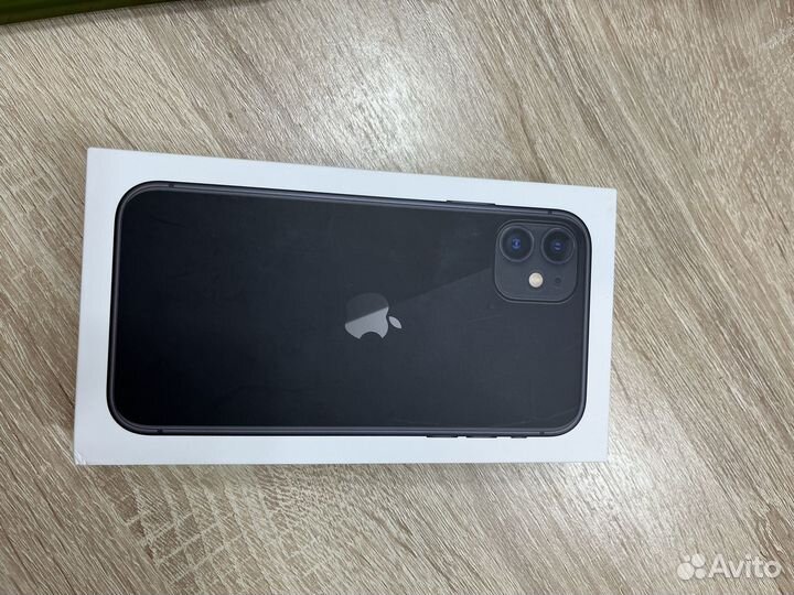 iPhone 11, 64 ГБ