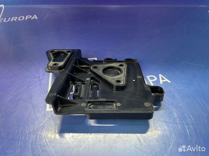 Кронштейн Bmw X5 F15 N55B30A 2015