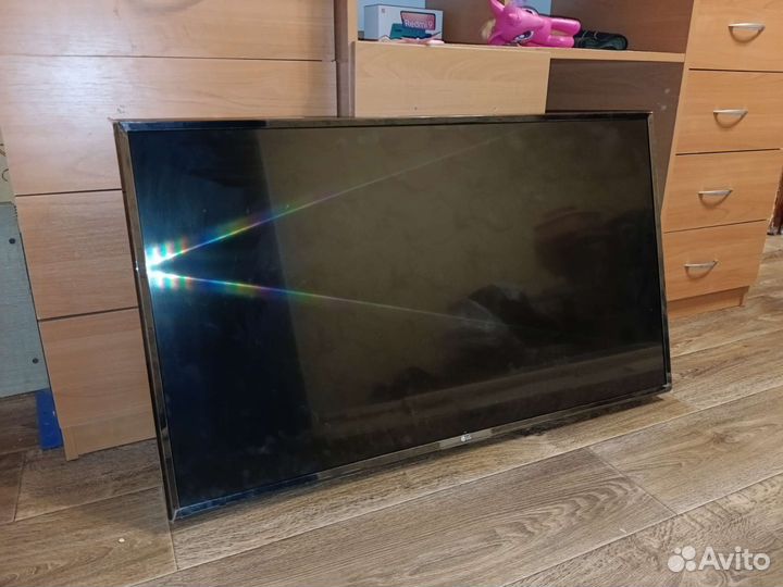 Продам телевизор