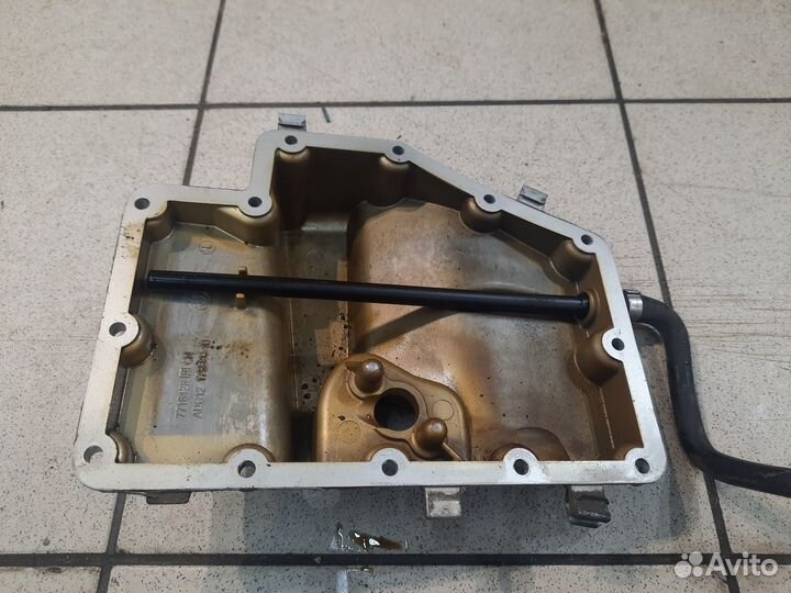 Крышка двигателя задняя BMW k 1600 gtl