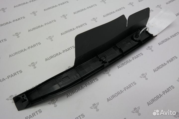 Накладка Toyota RAV4 5 2018-2023 (XA50)