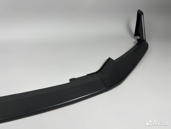 Губа передняя Lexus IS250 05-13г K2210