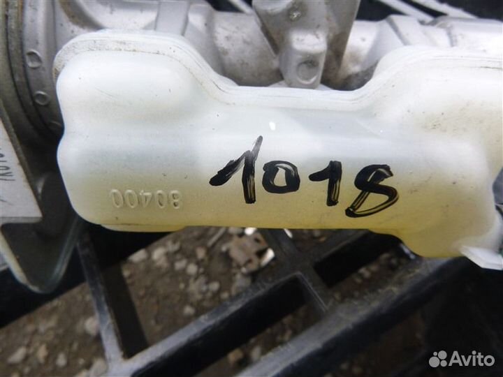 Главный тормозной цилиндр Lexus Ls600Hl UVF46