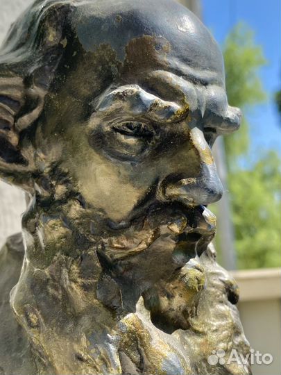 Бюст Лев Толстой
