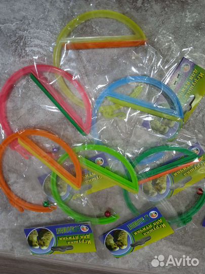 Клетка для птиц, грызунов, игрушки, поилки