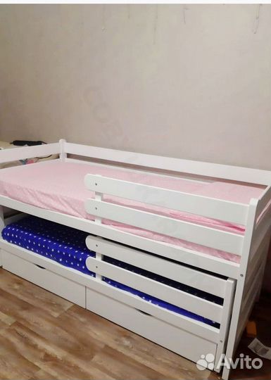 Детская кровать новая с бортиком