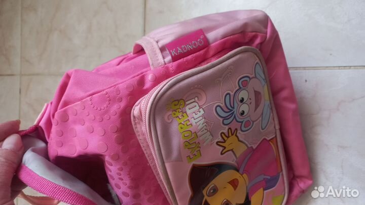 Рюкзак небольшой. для девочки