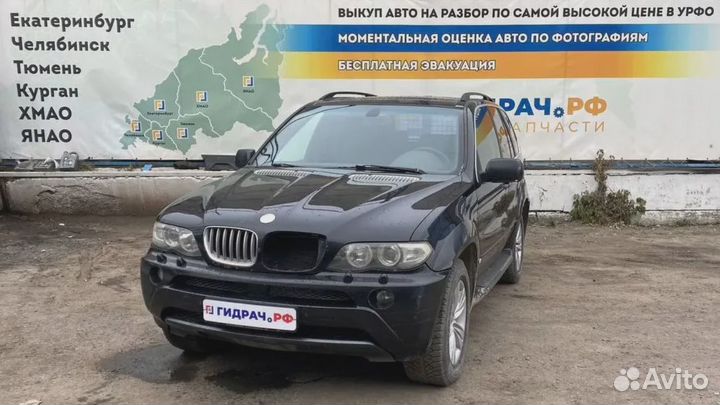 Отражатель задний левый BMW X5 (E53) 63146901571