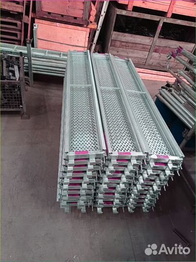 Строительные леса и Комплектующие от производителя