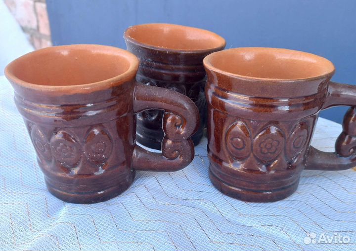 Глиняная кружка