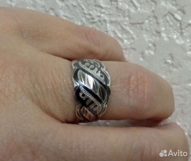 Кольцо серебро с чернением и алмазной гранью