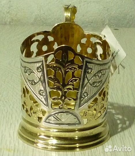 Серебряный подстаканник с биркой