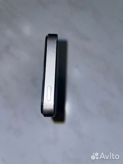 Телефон iPhone 5s