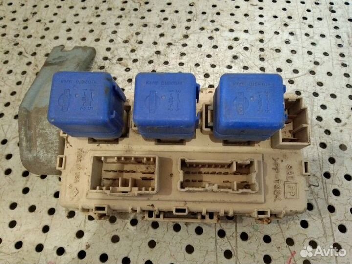 Блок предохранителей (в салон ) Nissan X-Trail Т30