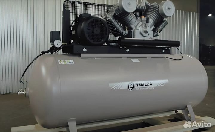 Поршневой компрессор Remeza сб4/Ф-500 LT100