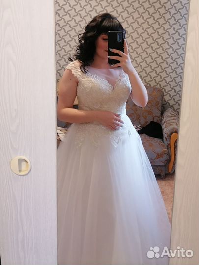 Свадебное платье 46 48