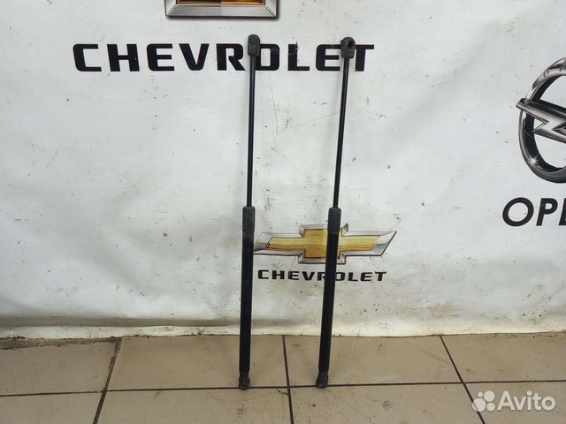 Комплект газовых упоров капота Опель Астра Н