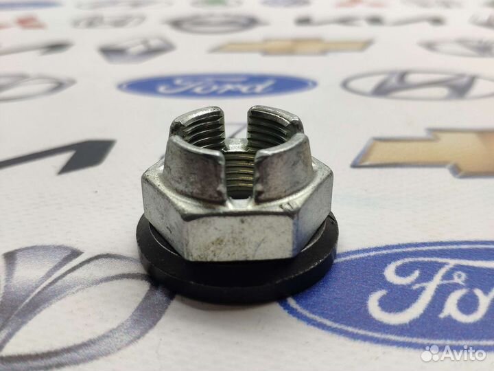 Гайка передней ступицы M20 Renault/Nissan/Lada