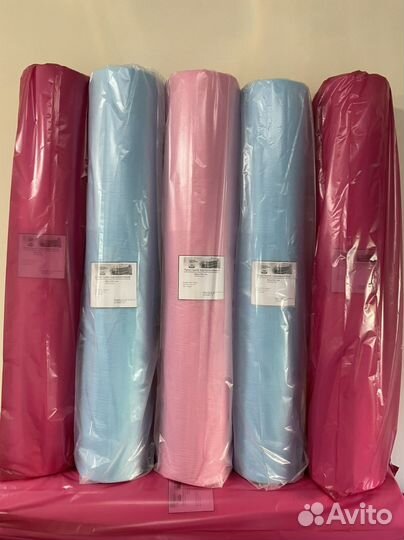 Одноразовые простыни в рулоне