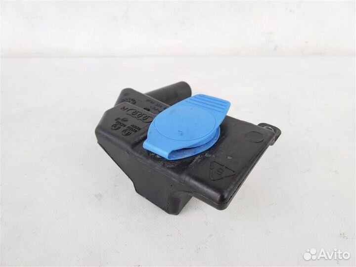 Горловина бачка омывателя ауди A5 Sportback 2008