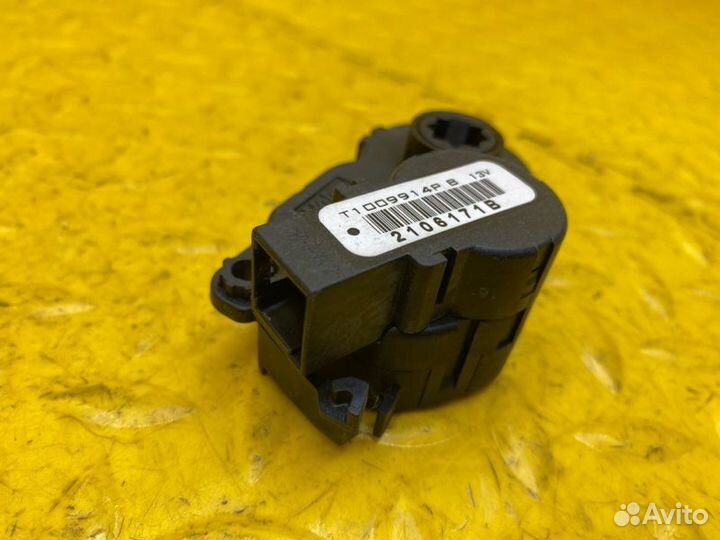 Моторчик заслонки отопителя Vaz LADA Vesta седан