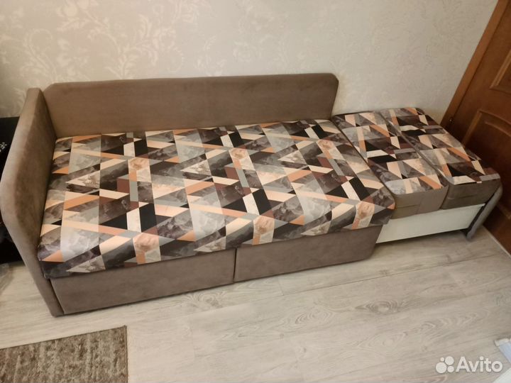 Диван кушетка