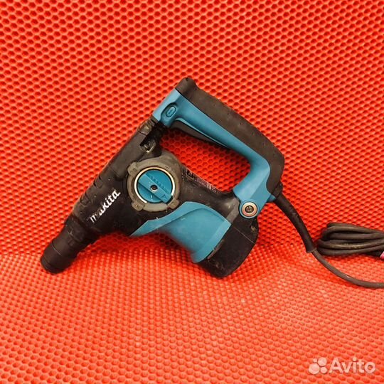 Перфоратор Makita HR2811FT (58769)