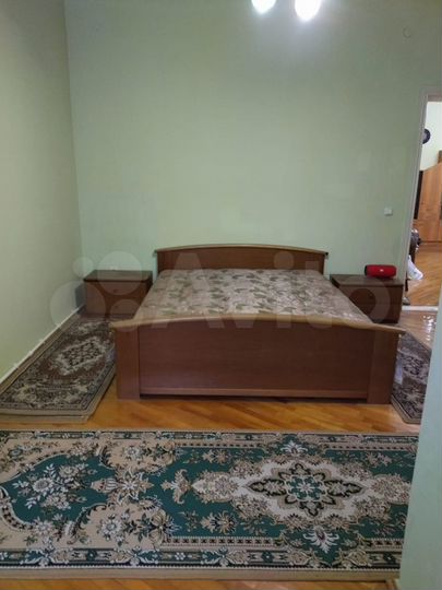 Дом 200 м² на участке 5 сот.