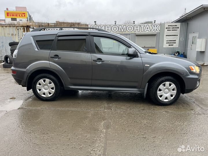 Mitsubishi Outlander 2.0 МТ, 2011, 223 483 км