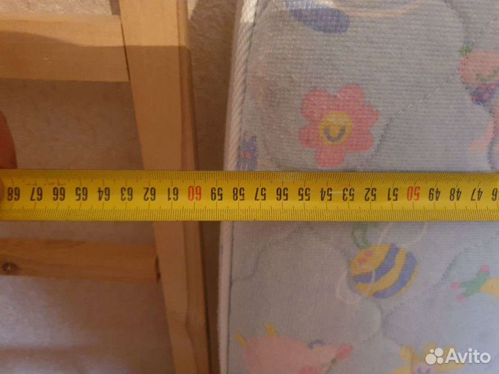 Кроватка детская с матрасом