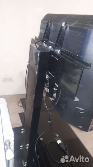 Полочка для телевизора