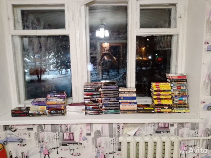 Продаю книги Тана Френч, С.Кинг, С.Маас и др